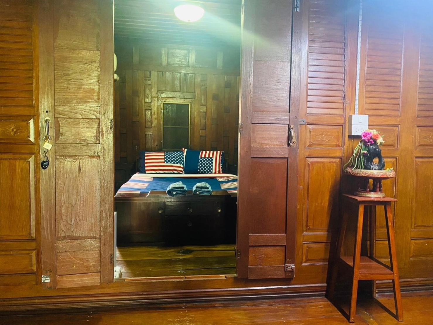 Solarcell Walking Street Homestay - โซล่าเซลล์ถนนคนเดินโฮมสเตย์ Ban Nong Nam Khan Extérieur photo