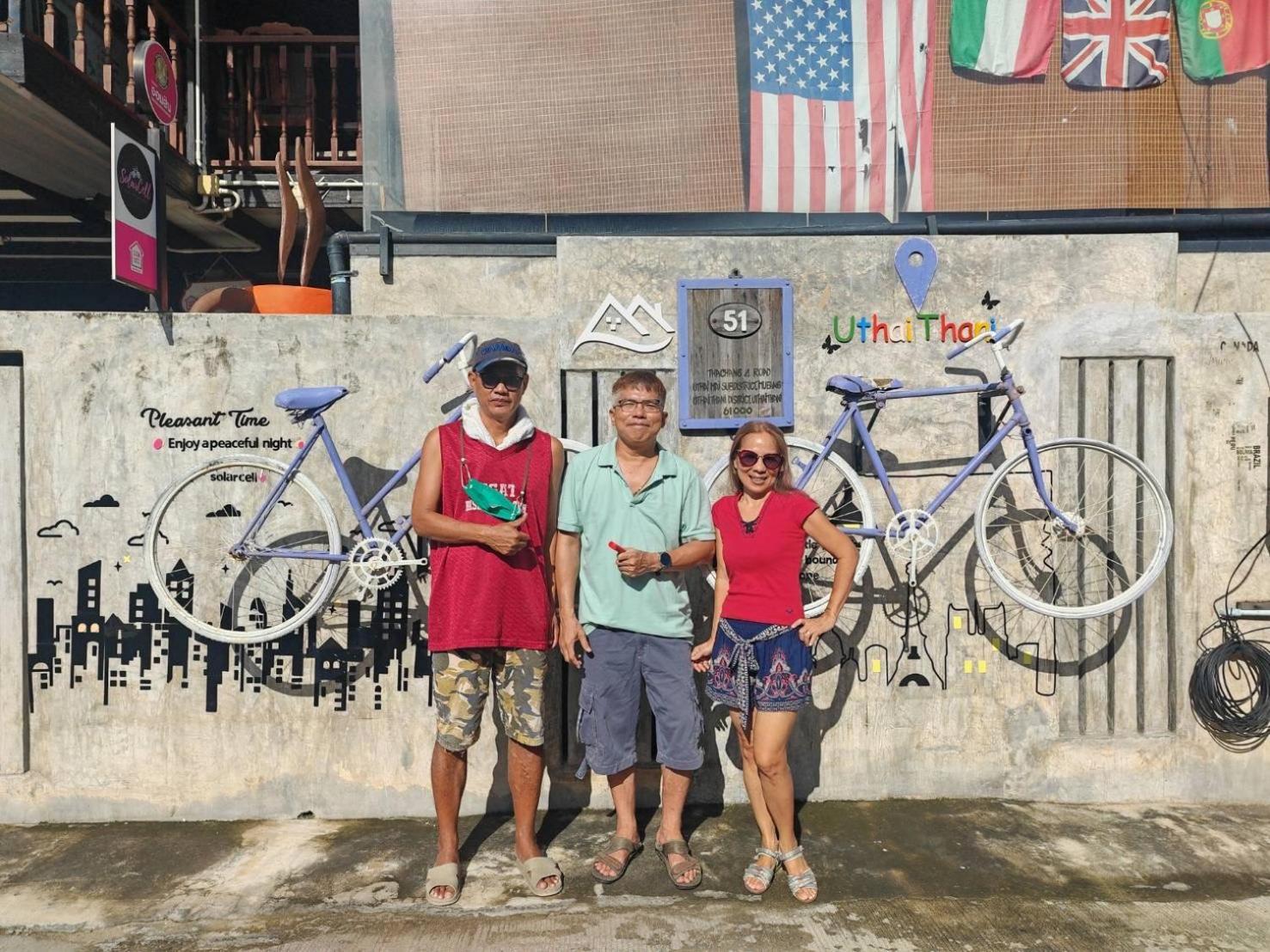 Solarcell Walking Street Homestay - โซล่าเซลล์ถนนคนเดินโฮมสเตย์ Ban Nong Nam Khan Extérieur photo